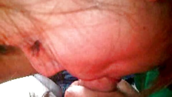 امرأة سمراء افلام سكس ليلى علوى في جوارب شبكة صيد السمك السوداء تنتشر الأرداف لها لتسهيل على الرجل أن مزق بوسها